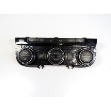 Ovládání ventilace, panel automatické klimatizace, climatronic Volkswagen 5G0907044BG stav - prasklé 