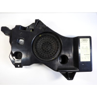 Subwoofer  Audi A3 8P 8P4035382