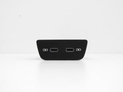 Konektory USB-C s rámečkem 2G6035718