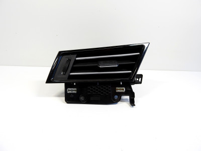 Průduch ventilace levý přední – strana řidiče Volkswagen Passat B8 3G 3G1819701B