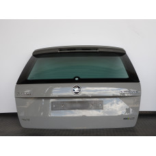 Víko kufru - páté dveře Škoda Octavia III 3 RS combi se spojlerem 5E 5E9827173 5E9827023