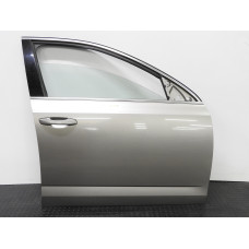 Dveře pravé přední Škoda Octavia III 3 5E 5E0831312 5E0831052