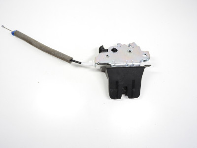 Zámek pátých dveří - víka kufru s krytem zámku Škoda Superb III 3V combi facelift 4M0827506D 3V9827520