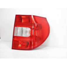 Světlo pravé zadní včetně nosiče žárovek Škoda Yeti 5L 5L0945112, 5L0945096