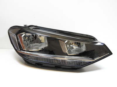 Světlo pravé přední Volkswagen Touran 5N 5TB941006A