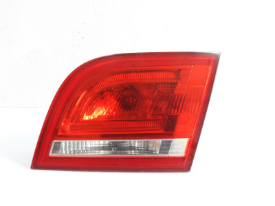 Světlo pravé zadní vnitřní  Audi A3 8P 8P4945094D