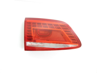 Světlo levé zadní vnitřní Volkswagen Passat B7 3AA 3AF945307