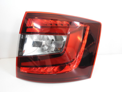 Světlo pravé zadní Škoda Octavia III 3 5E combi 5E9945208