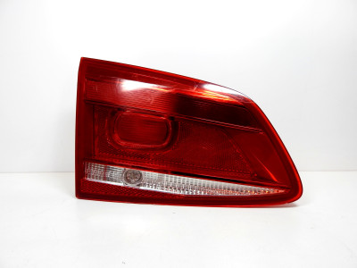 Světlo levé zadní vnitřní Volkswagen Passat B7 3AA combi 3AF945093Q