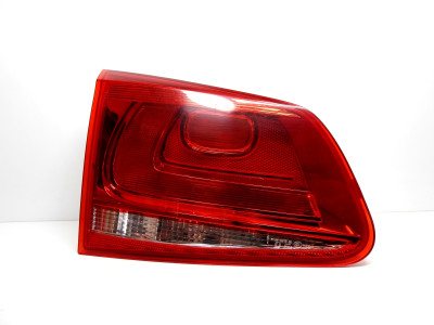 Světlo levé zadní vnitřní Volkswagen Touareg 7P 7P6945093B