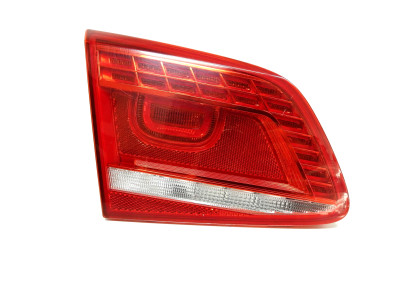 Světlo levé zadní vnitřní Volkswagen Passat B7 3AA 3AE945307C