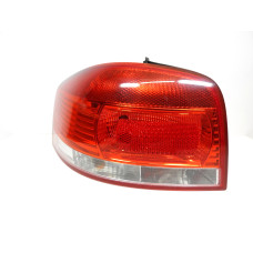 Světlo levé zadní Audi A3 8P 