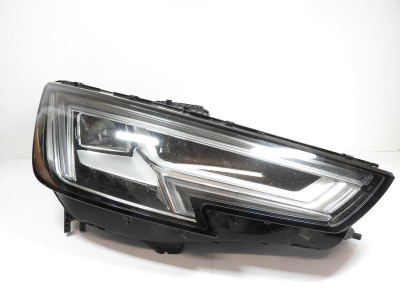Světlo pravé přední Audi A5 8W 8W0941034