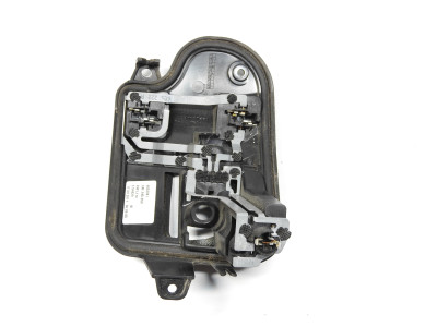 Nosič žárovek pro pravé zadní světlo Volkswagen Passat B7 3AA combi 3AF945258