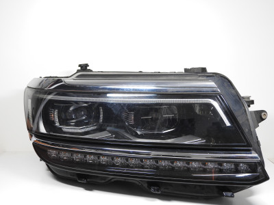 Světlo pravé přední Volkswagen Tiguan II 5NA 5NB941082A