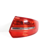 Světlo pravé zadní včetně nosiče žárovek Audi A3 8P 8P4945096E