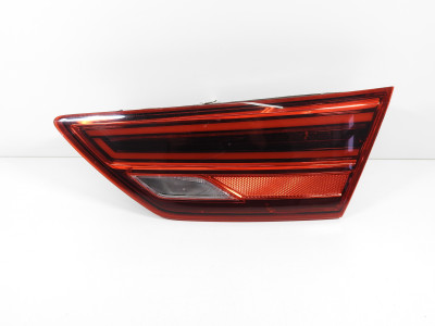 Světlo pravé zadní vnitřní Seat Leon 5F combi 5F9945308D