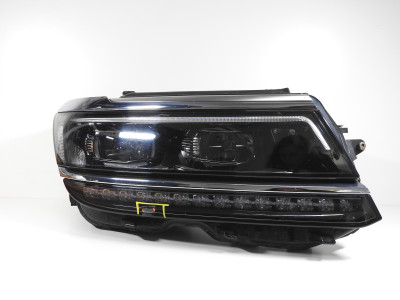 Světlo pravé přední Volkswagen Tiguan II 5NA 5NB941082A stav