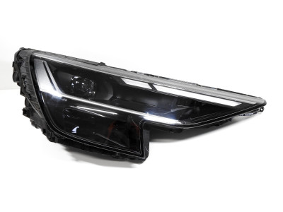 Světlo pravé přední Audi Q8 facelift 4M8 4M8941012