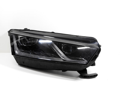 Světlo pravé přední Škoda Octavia IV 4 5E4941016A stav