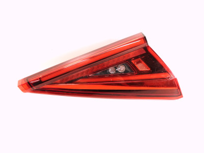 Světlo pravé zadní vnitřní Seat Tarraco 5FJ945308