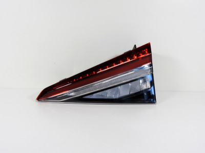 Světlo pravé zadní vnitřní Škoda Kodiaq 565945308F nový vystavený díl